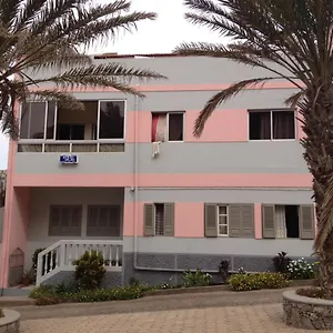  Alojamento de Acomodação e Pequeno-almoço Sissi's Cabo Verde
